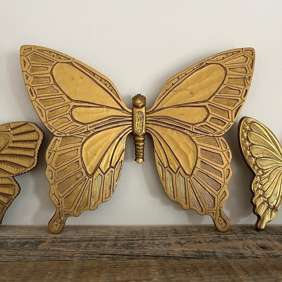 Gold butterflies set of 3 wall decor - Picture 2 of 8
